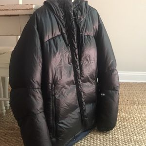 Uniqlo Black Puffer Jacket